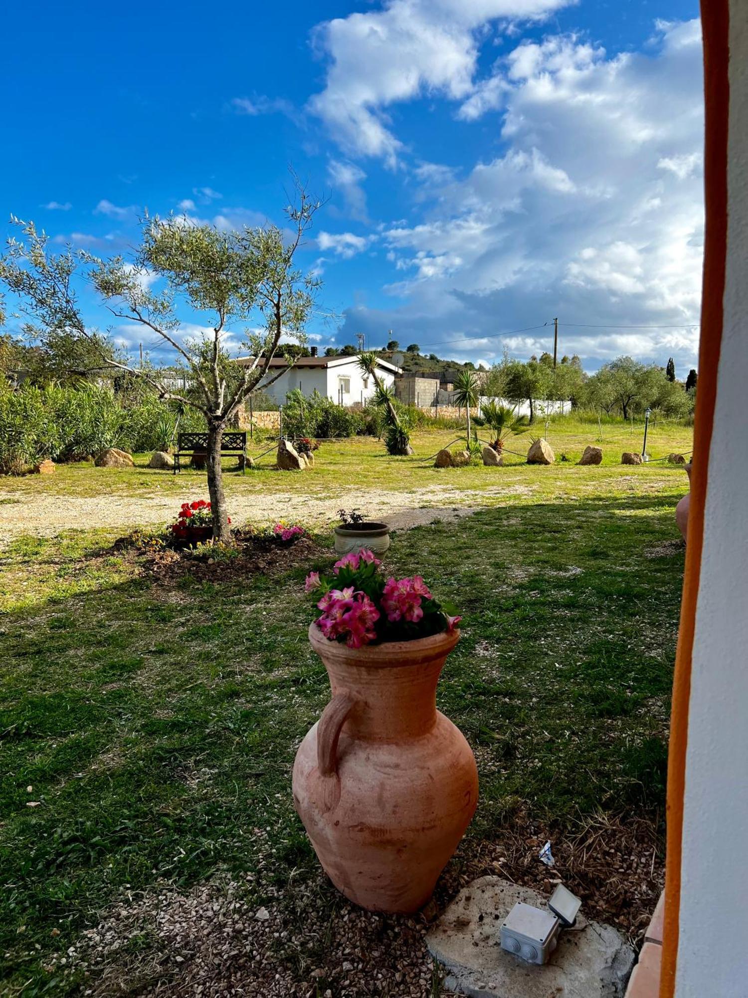 Villa Grecale กาลา ลีเบรอตโต ภายนอก รูปภาพ